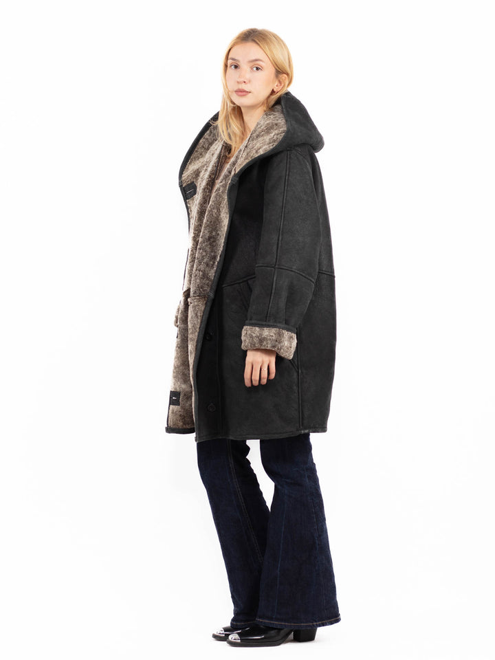 Vintage 90's Women Hooded Sheepskin Coat in Black