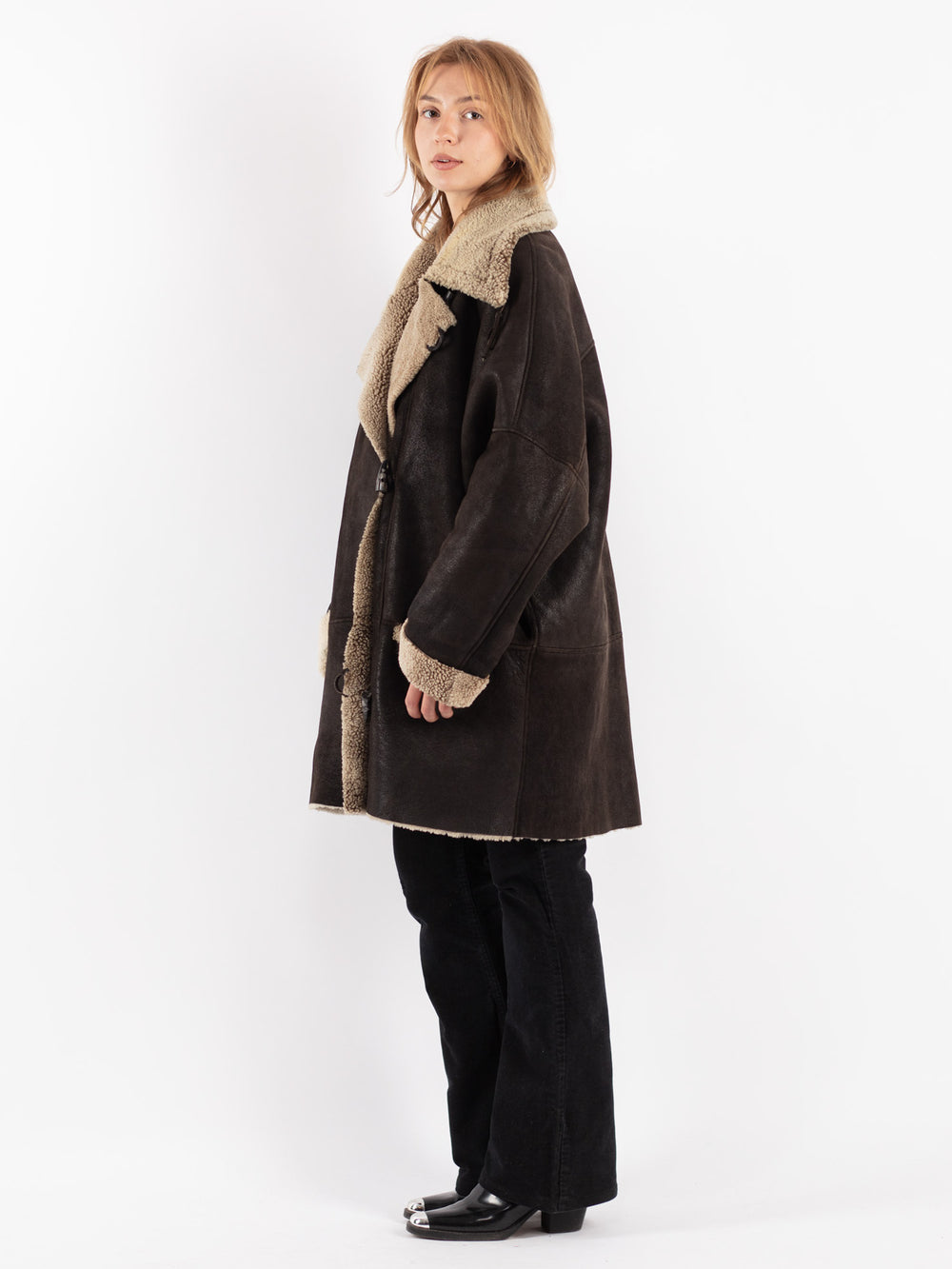 Vintage 90's Women Sheepskin Coat in Brown