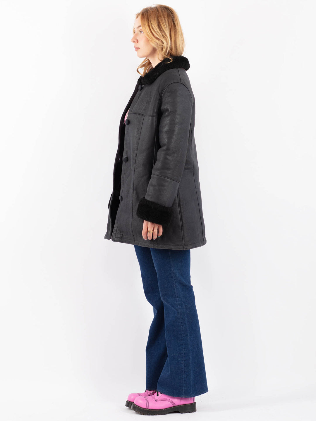 Vintage 90's Women Sheepskin Coat in BlackV9566