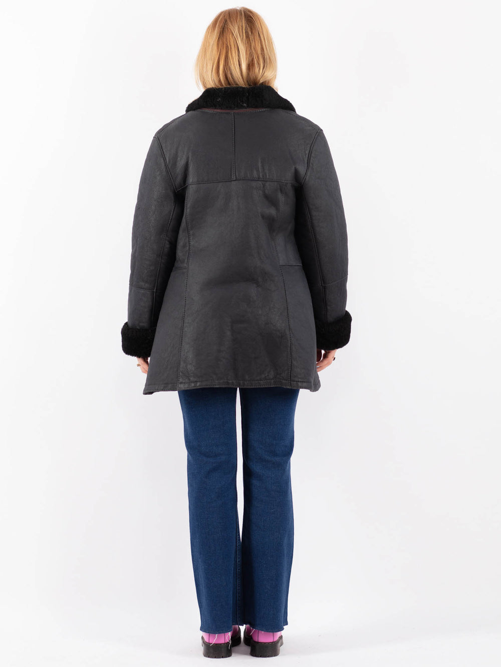 Vintage 90's Women Sheepskin Coat in BlackV9566