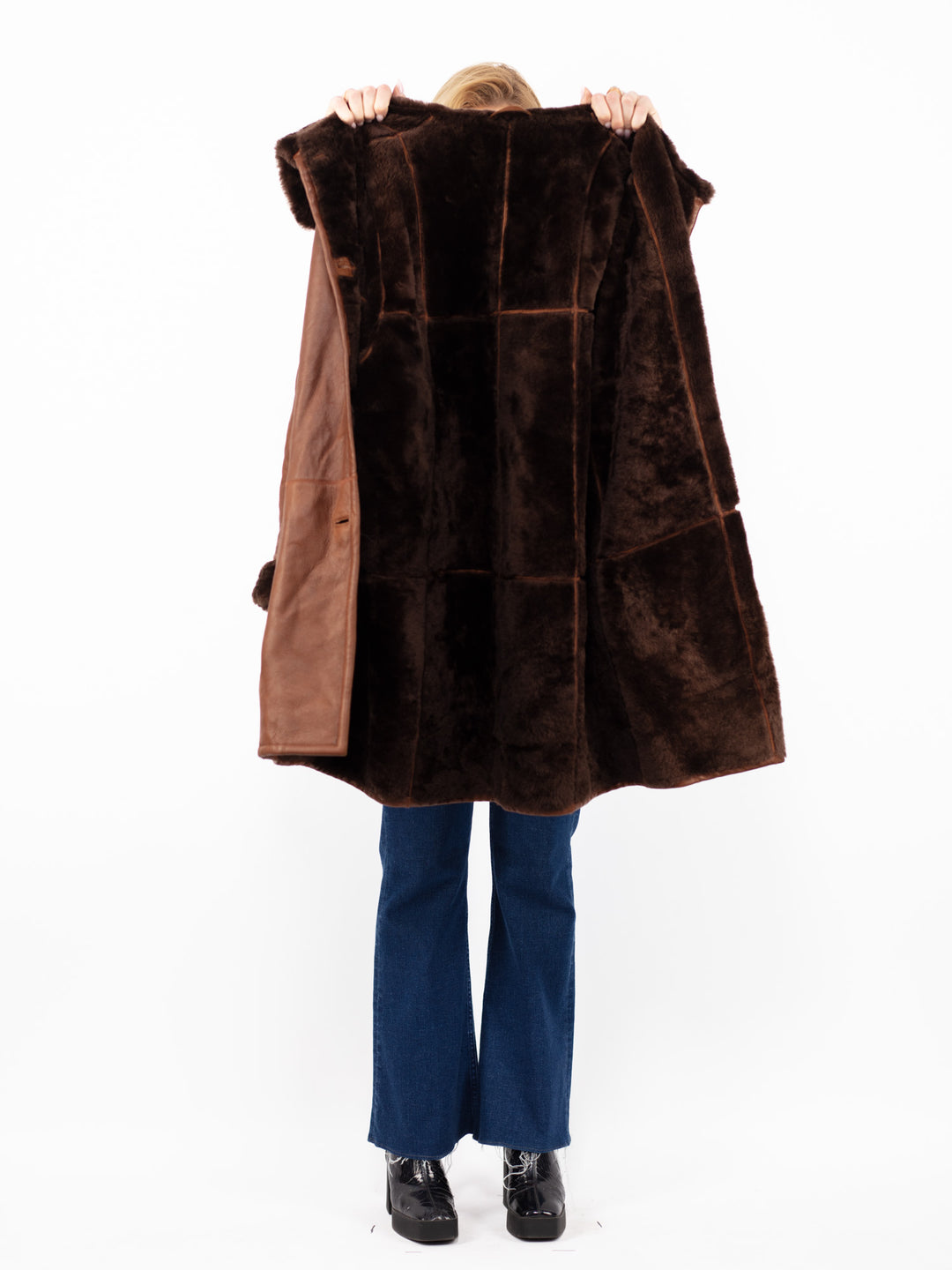 Vintage 90's Women Sheepskin Leather Coat in Brown