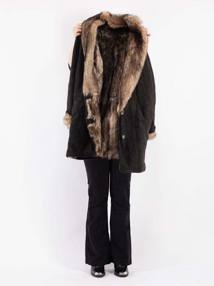 Vintage 90's Women Sheepskin Coat in Gray
