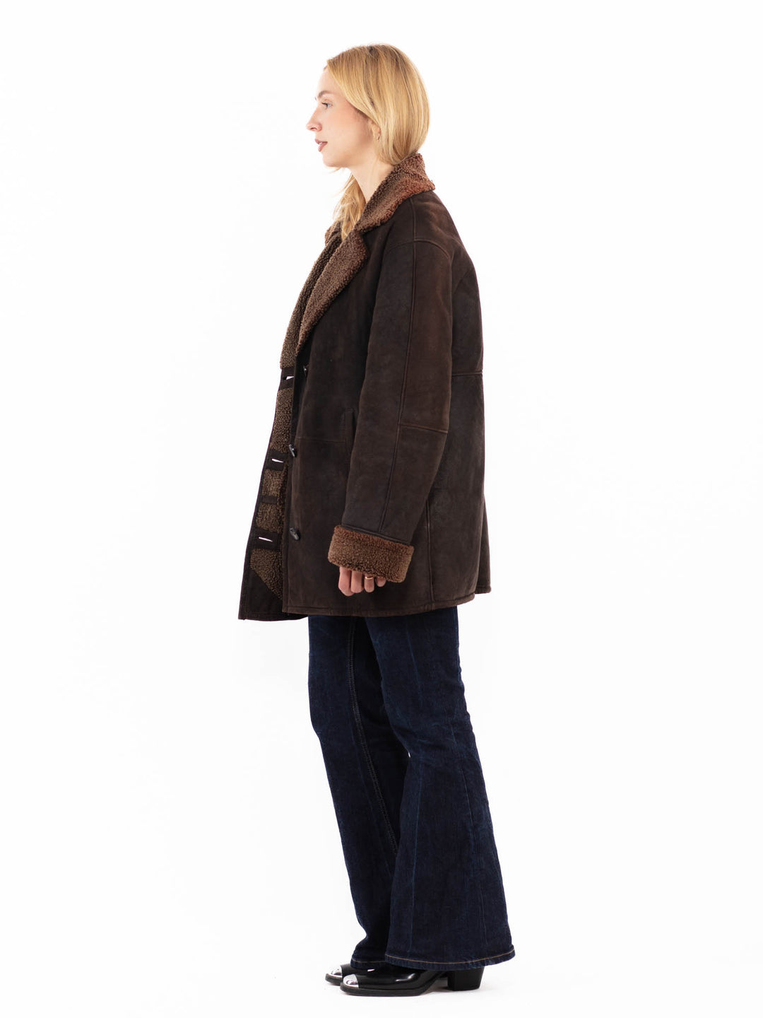 Vintage 90's Women Sheepskin Coat in Dark Brown