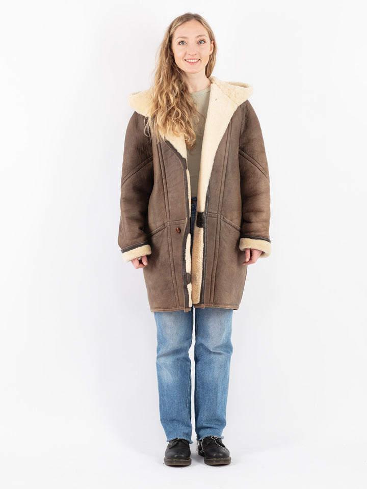 Vintage 90's Women Sheepskin Coat in Brown