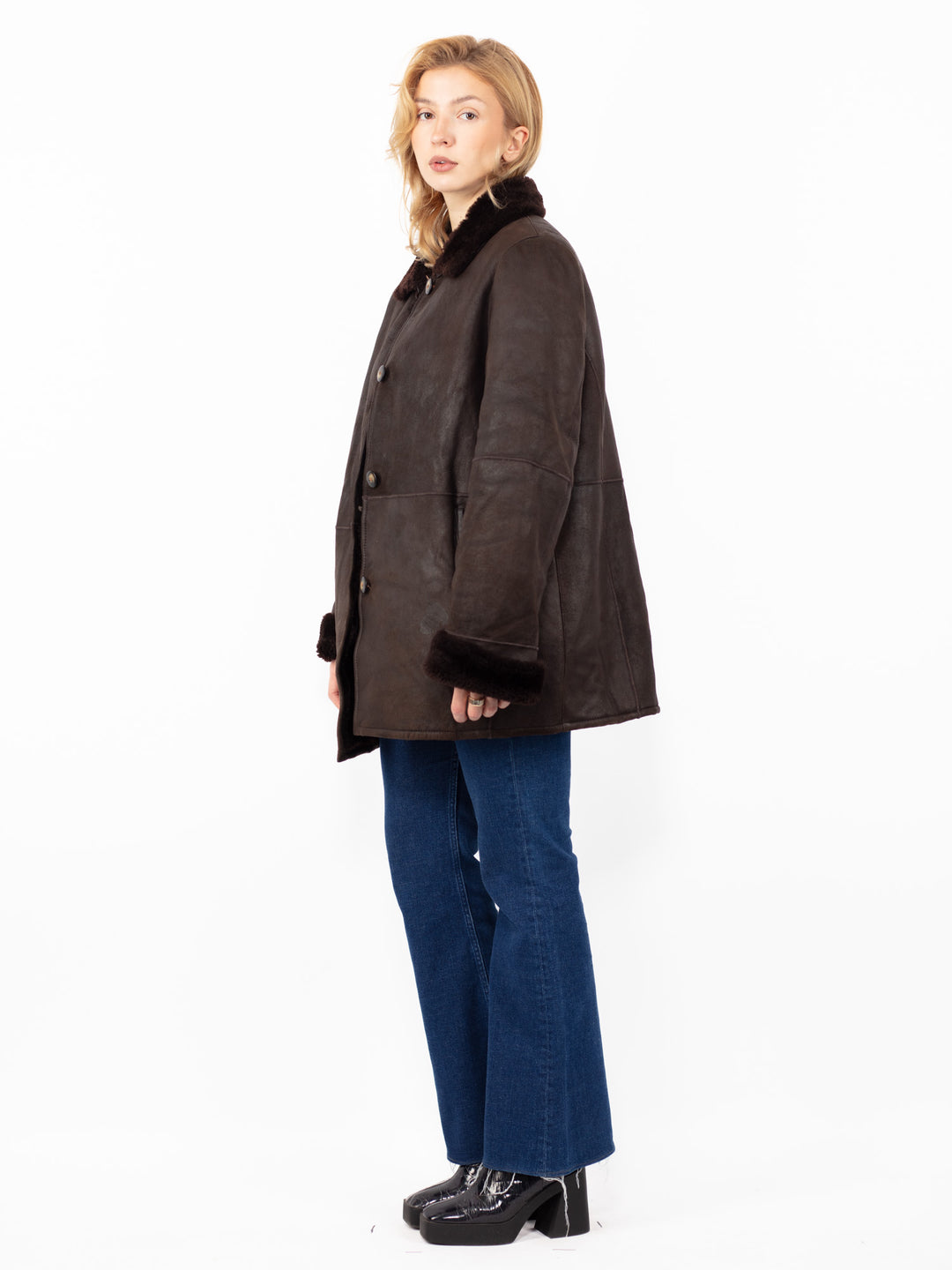 Vintage 90's Women Sheepskin Leather Coat in Brown