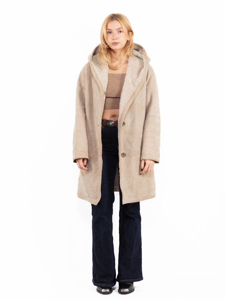 Vintage 90's Women Hooded Sheepskin Coat in Beige