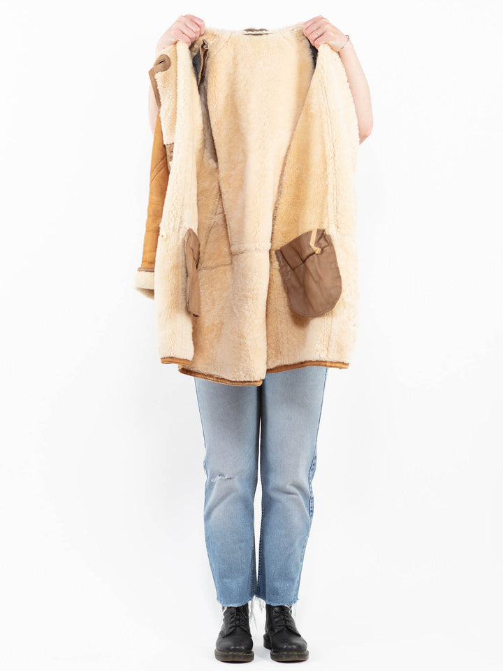 Vintage 90's Women Sheepskin Coat in BrownA0301