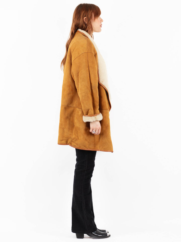 Vintage 80's Women Sheepskin Coat in BrownV9799