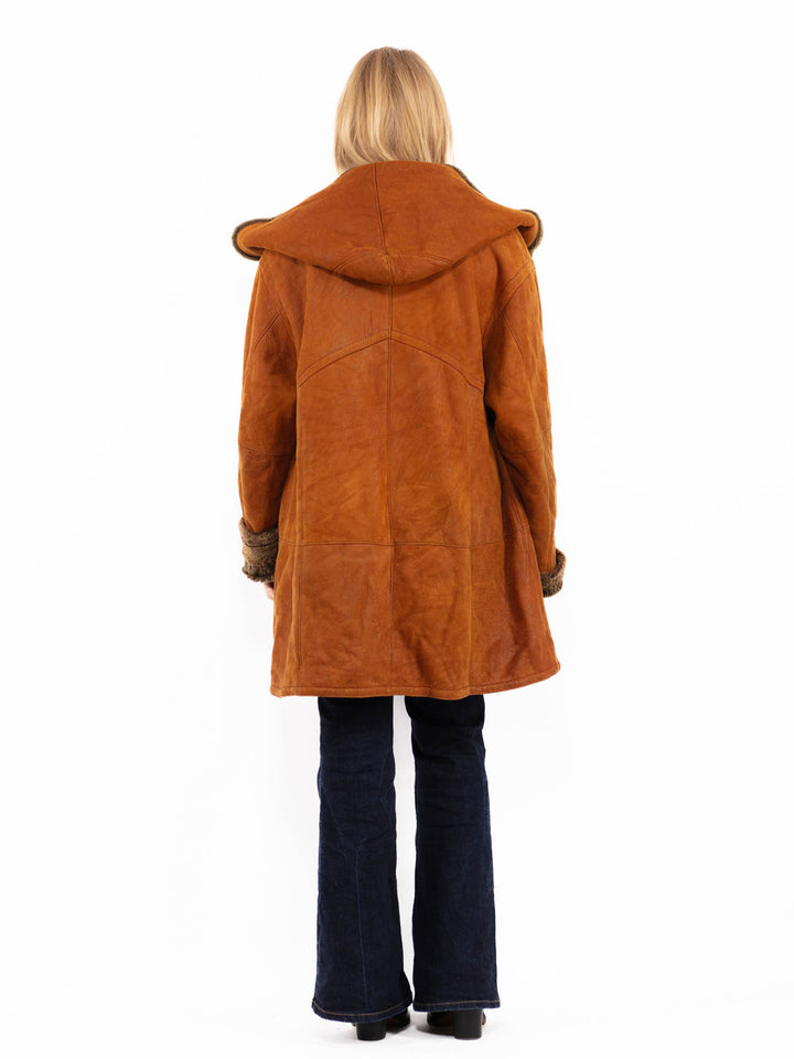 Vintage 90's Women Hooded Sheepskin Coat in Brown