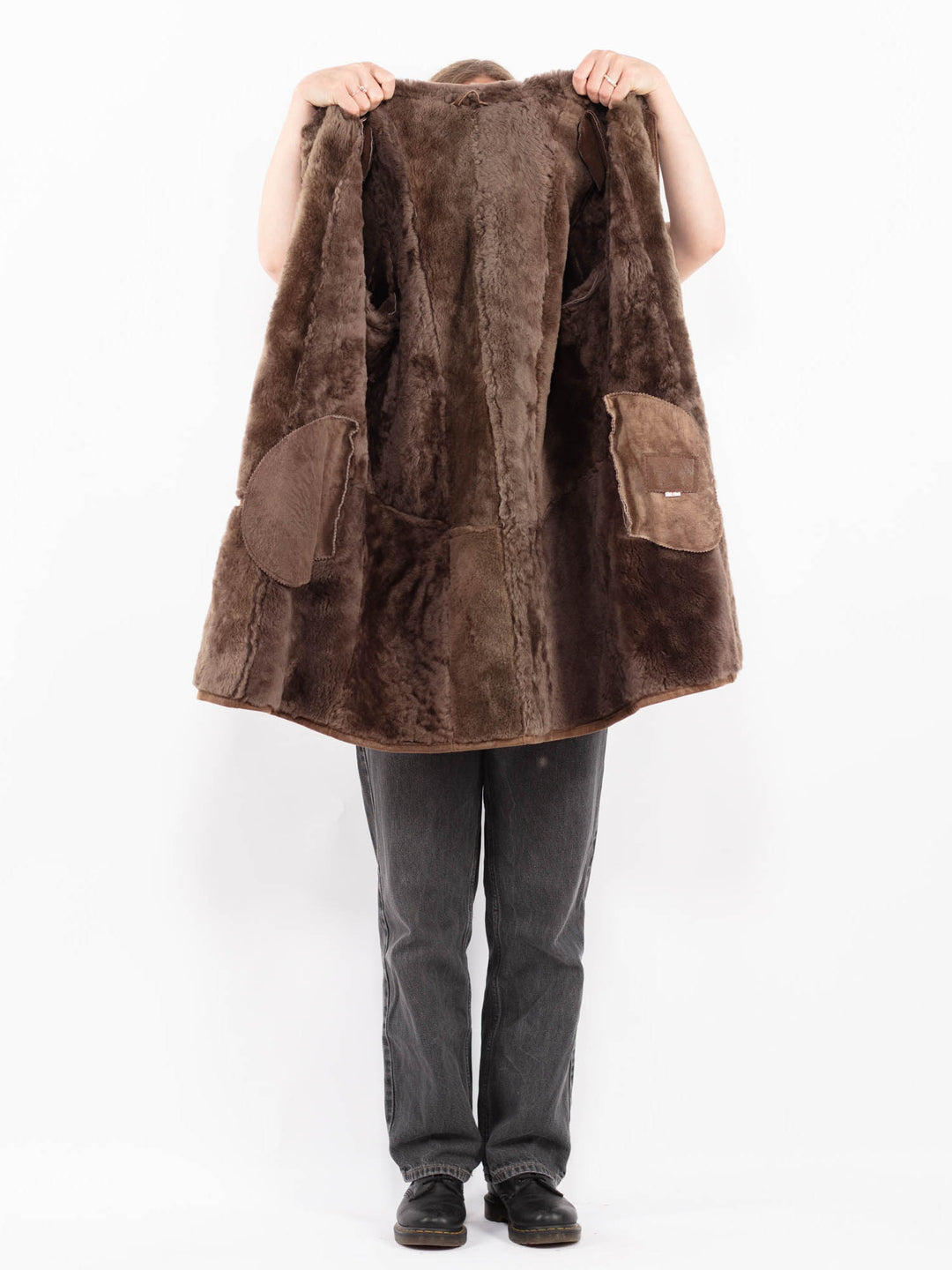 Vintage 90's Women Sheepskin Coat in BrownA0647