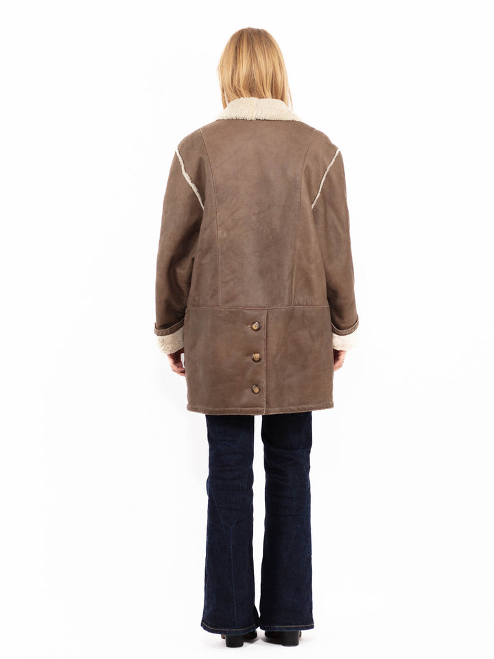 Vintage 90's Women Sheepskin Coat in Brown