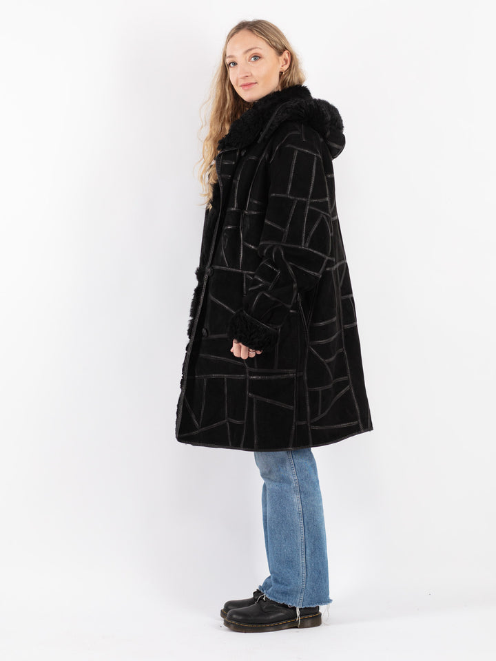 Vintage 90's Women Sheepskin Coat in Black