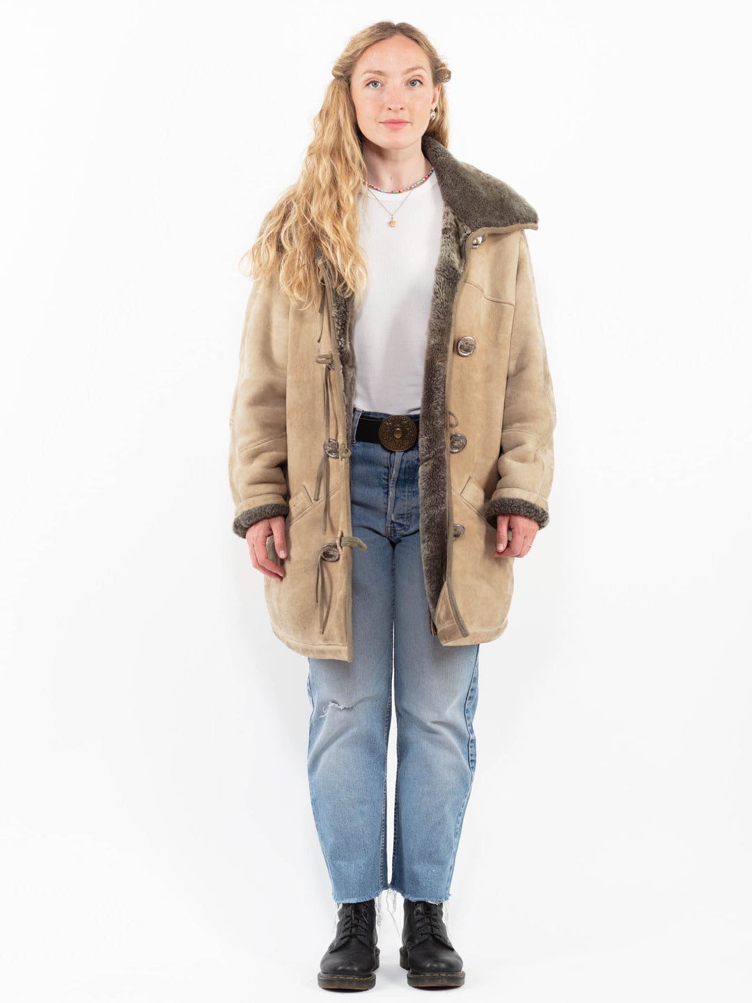 Vintage 90's Women Sheepskin Coat in BeigeA0305