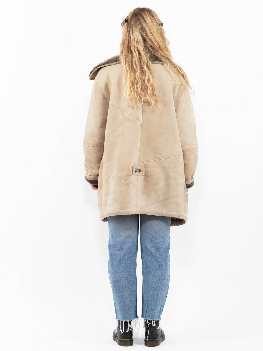 Vintage 90's Women Sheepskin Coat in BeigeA0305