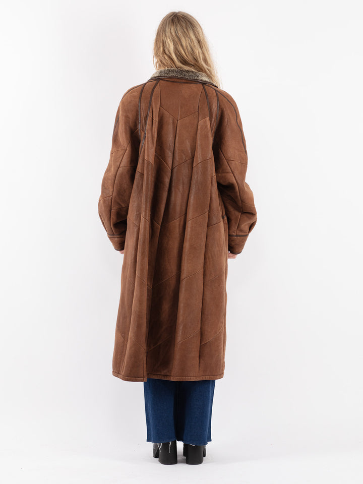 Vintage 90's Women Sheepskin Coat in Brown