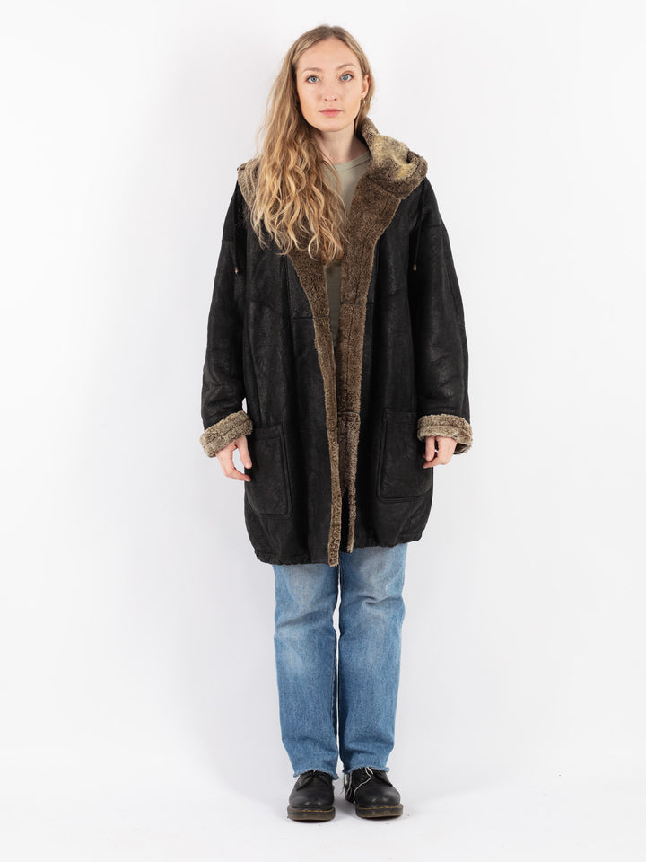 Vintage 90's Women Sheepskin Coat in BlackV8942