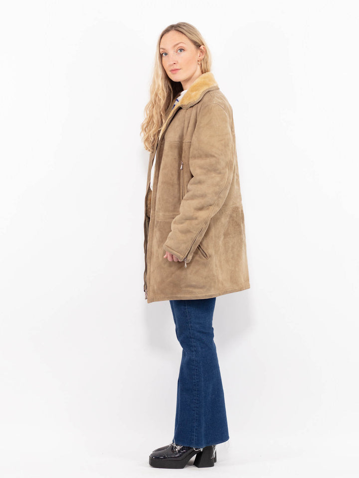 Vintage 90's Women Sheepskin Coat in BeigeA1038