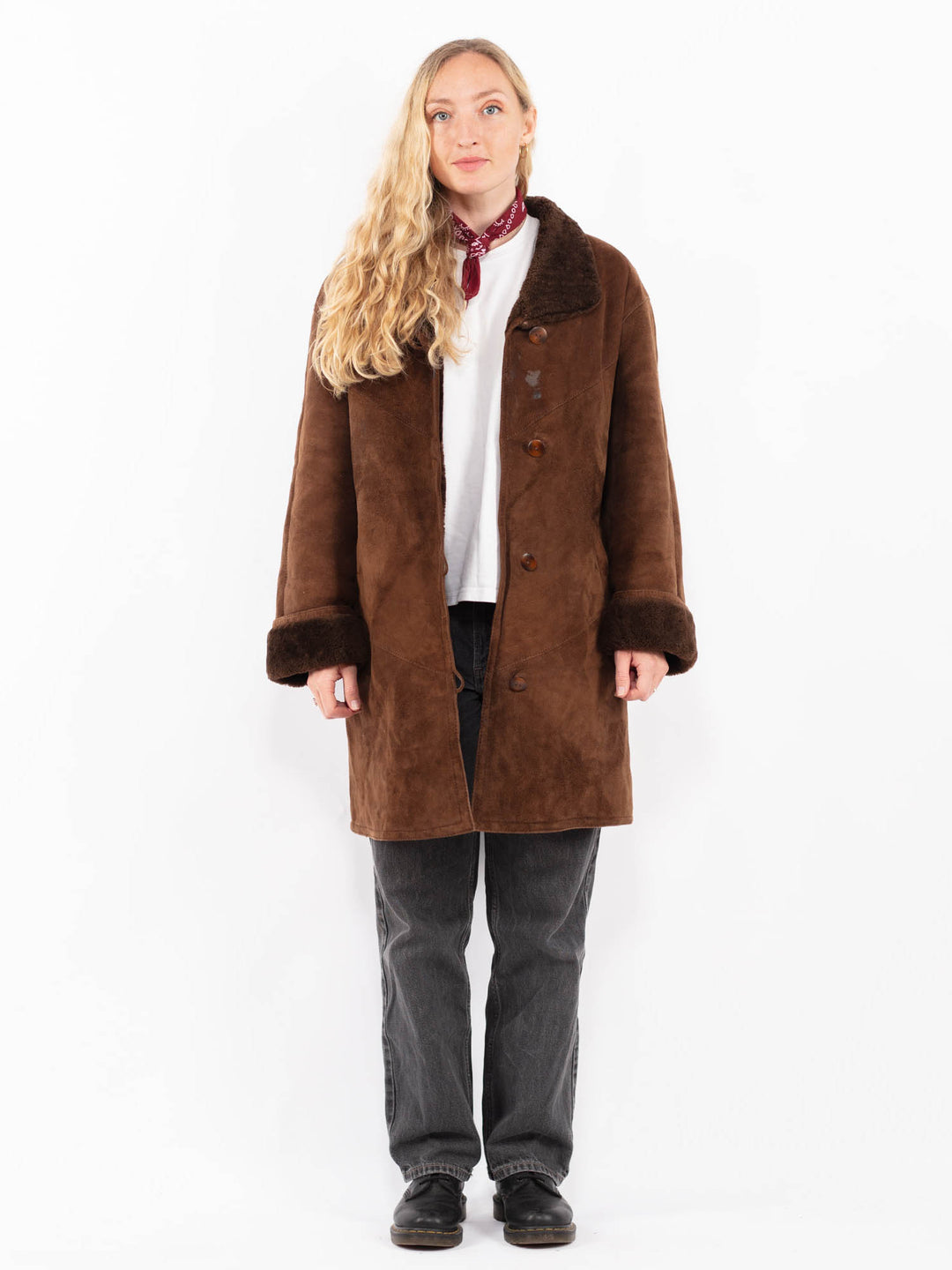 Vintage 90's Women Sheepskin Coat in BrownA0653
