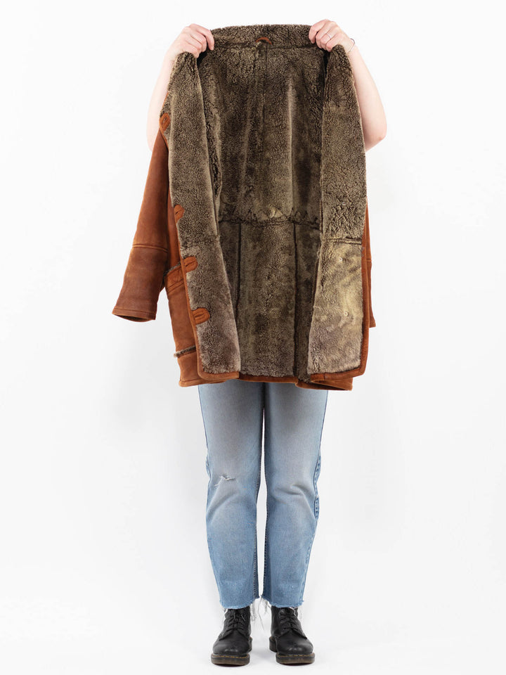 Vintage 90's Women Sheepskin Shearling Coat in BrownA0308