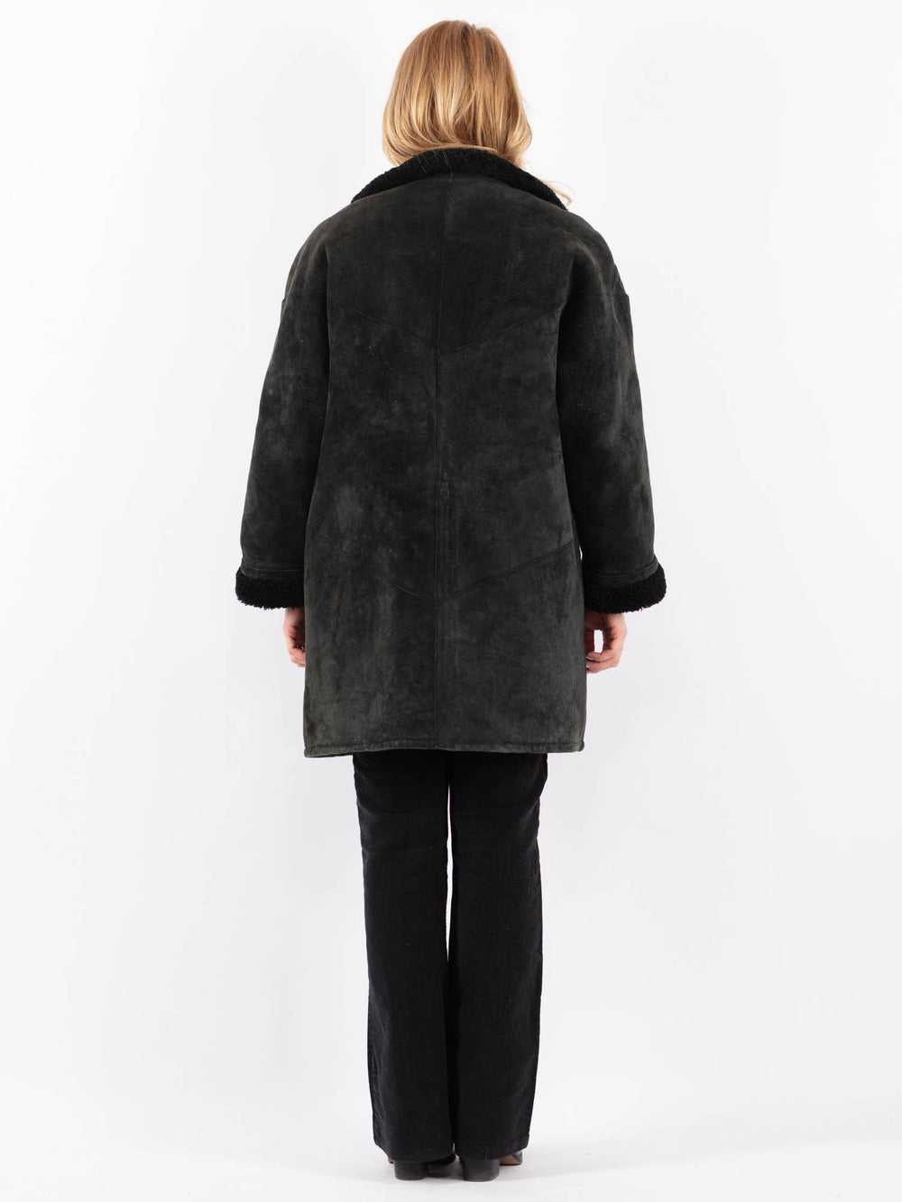 Vintage 90's Women Sheepskin Coat in BlackV9676