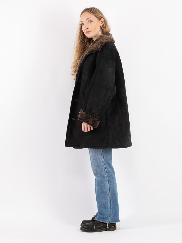 Vintage 90's Women Sheepskin Coat in BlackV8944