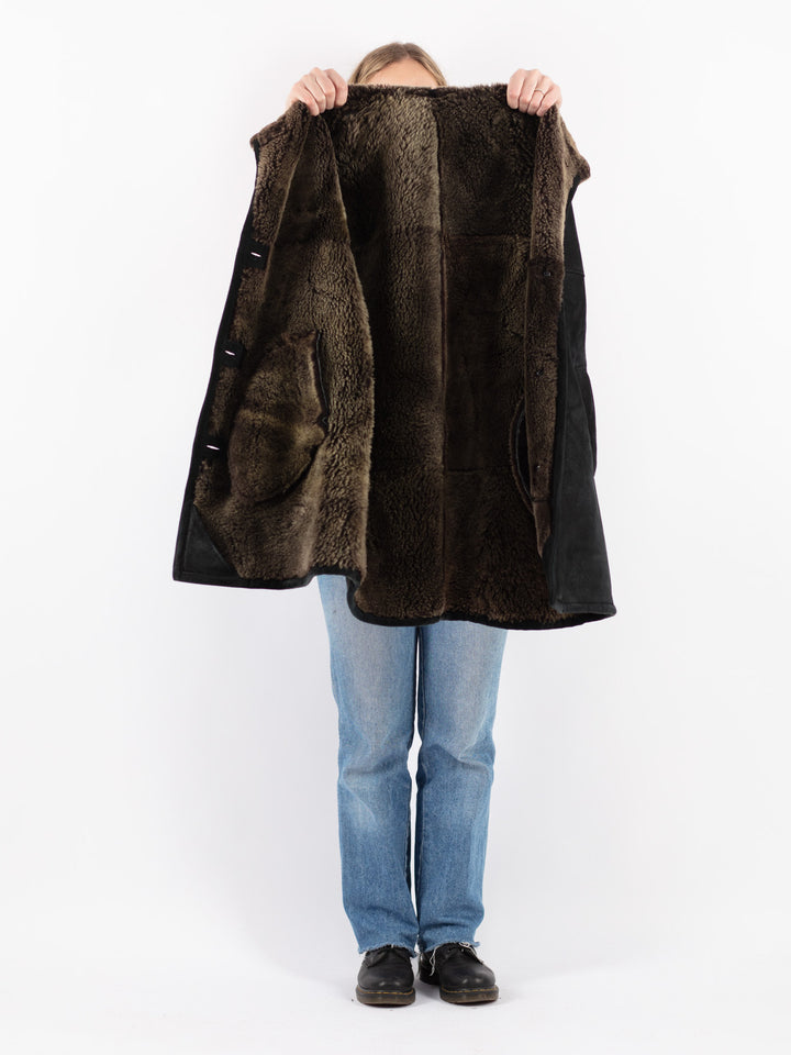 Vintage 90's Women Sheepskin Coat in BlackV8944