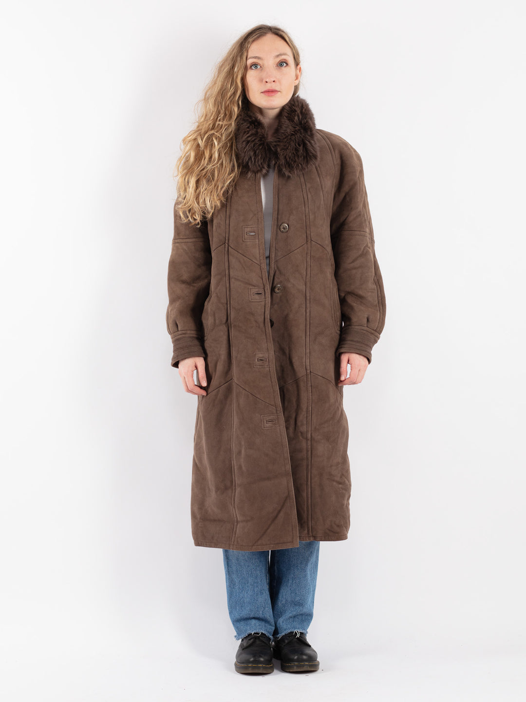 Vintage 90's Women Sheepskin Coat in Brown