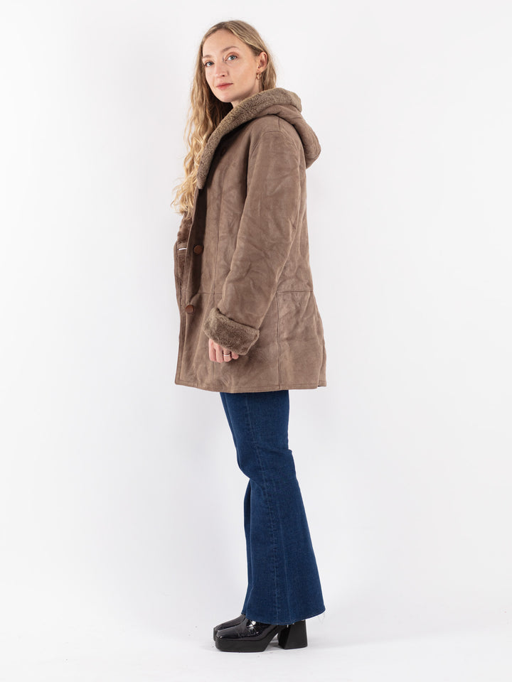 Vintage 90's Women Sheepskin Coat in Beige