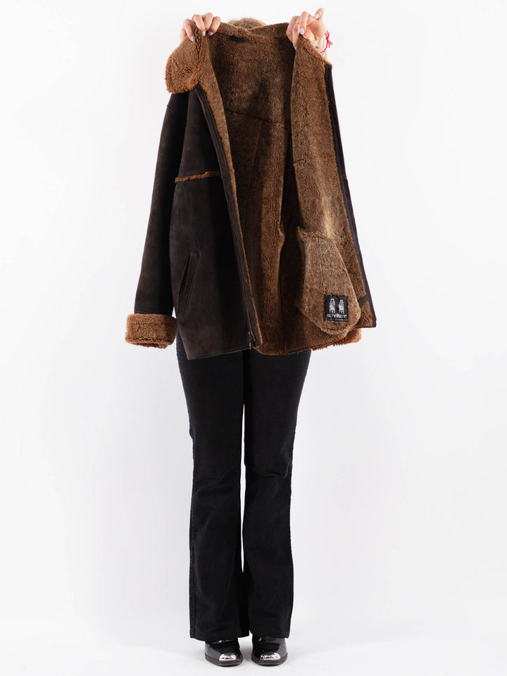 Vintage 90's Women Sheepskin Coat in BlackV9678