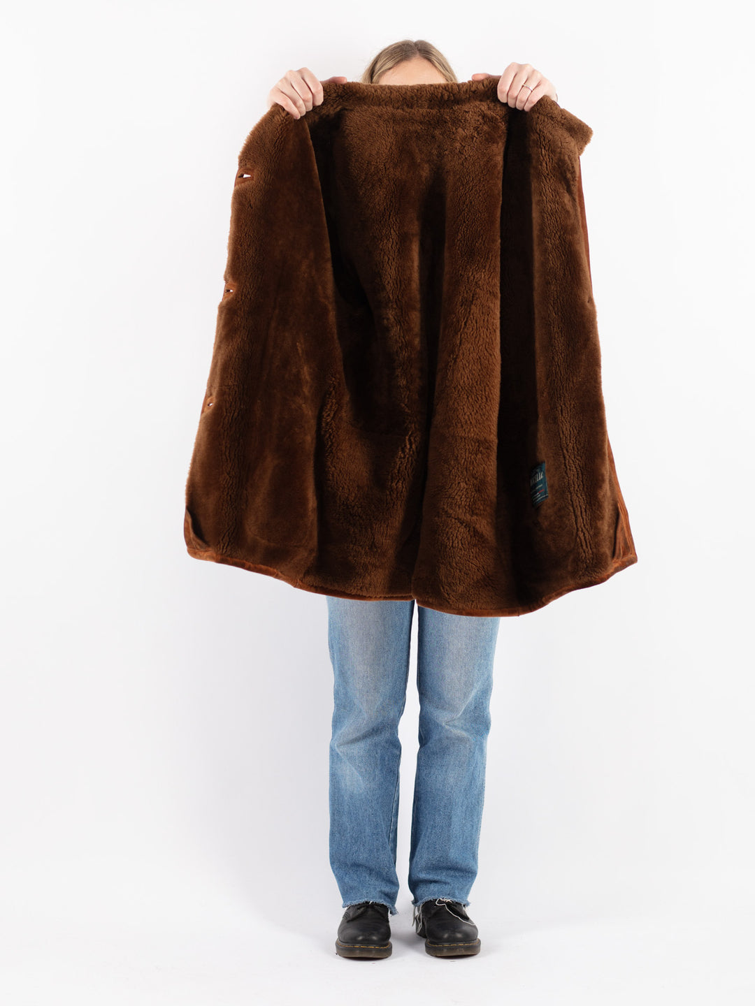 Vintage 90's Women Sheepskin Coat in Brown
