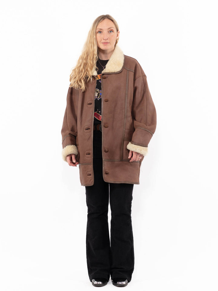 Vintage 90's Women Sheepskin Coat in BrownA0942