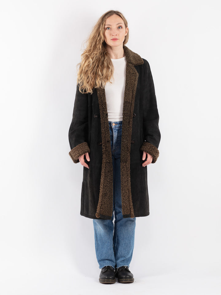 Vintage 90's Women Sheepskin Coat in Black