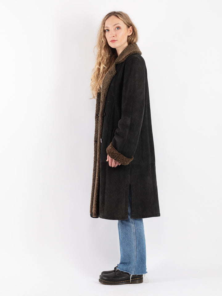 Vintage 90's Women Sheepskin Coat in Black