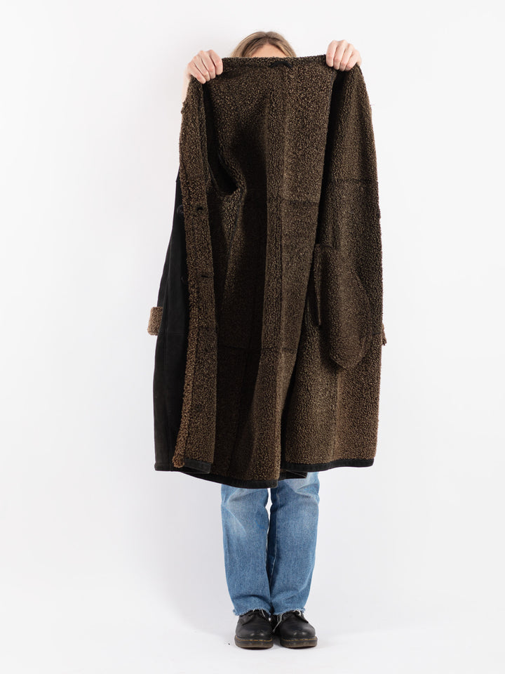 Vintage 90's Women Sheepskin Coat in Black