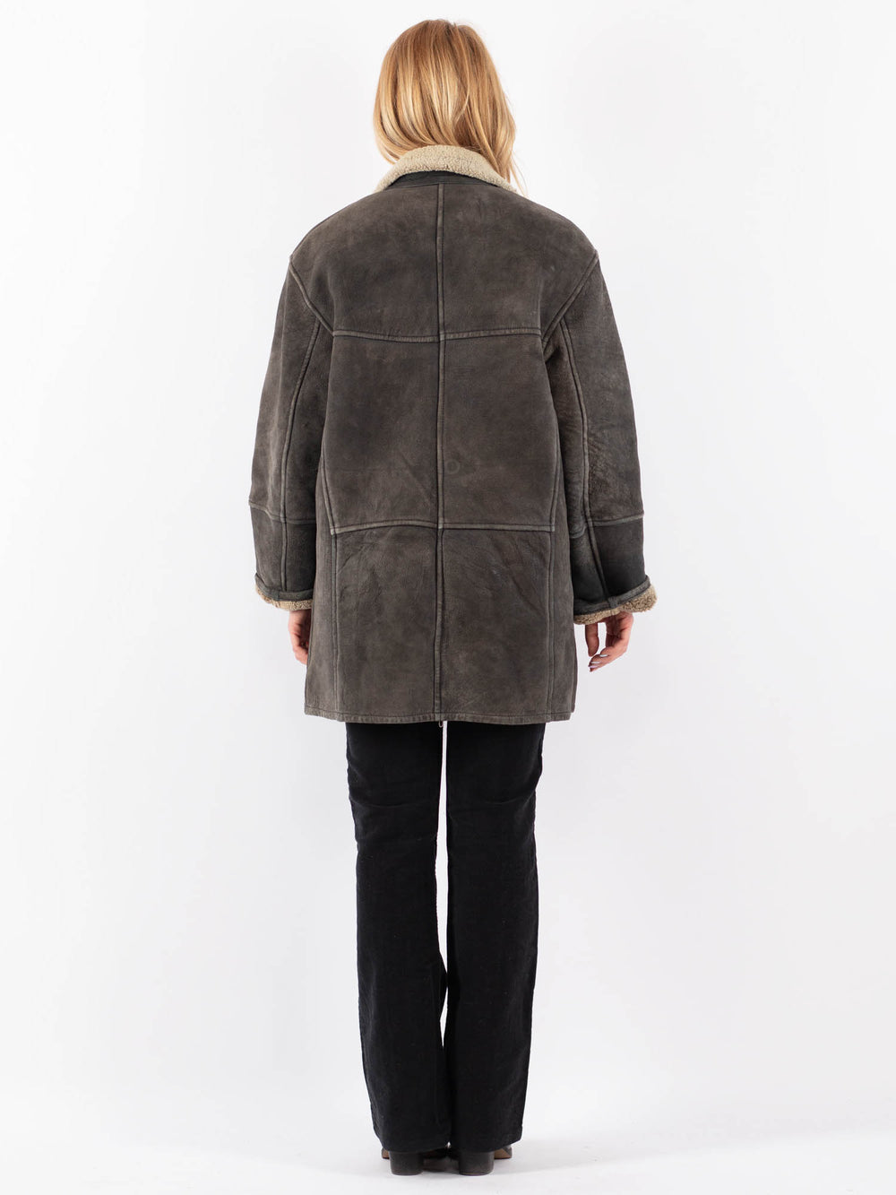 Vintage 90's Women Sheepskin Shearling Coat in BlackV9680