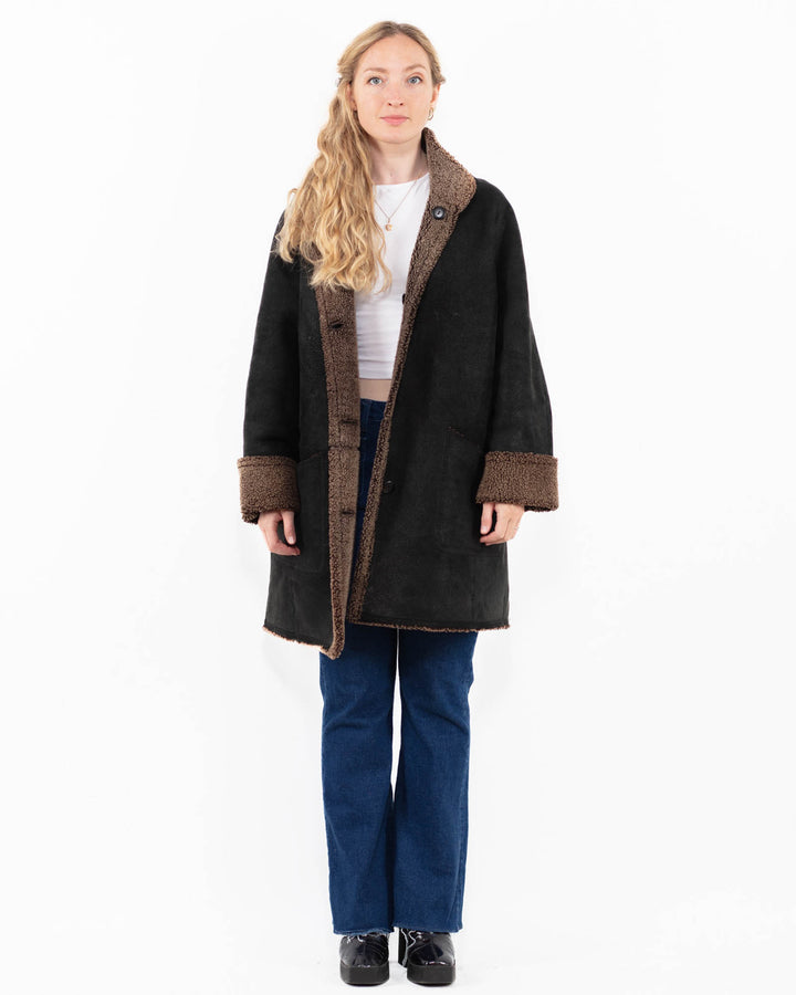 Vintage 90's Women Sheepskin Coat in BlackA0017