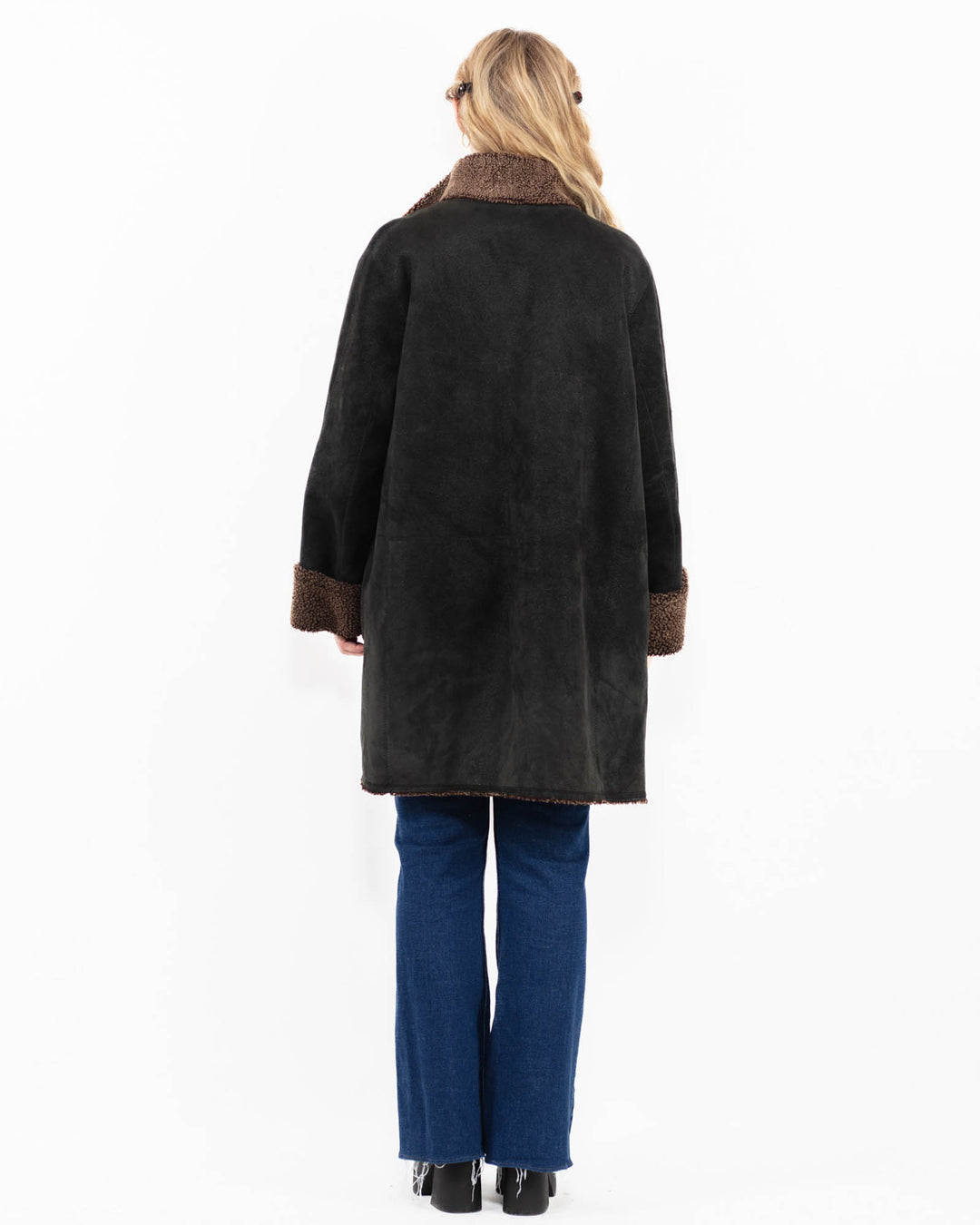 Vintage 90's Women Sheepskin Coat in BlackA0017