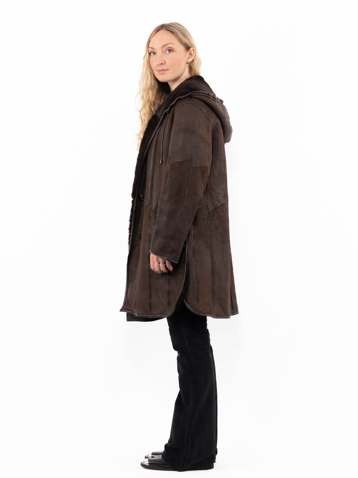Vintage 90's Women Sheepskin Coat in BrownA0945