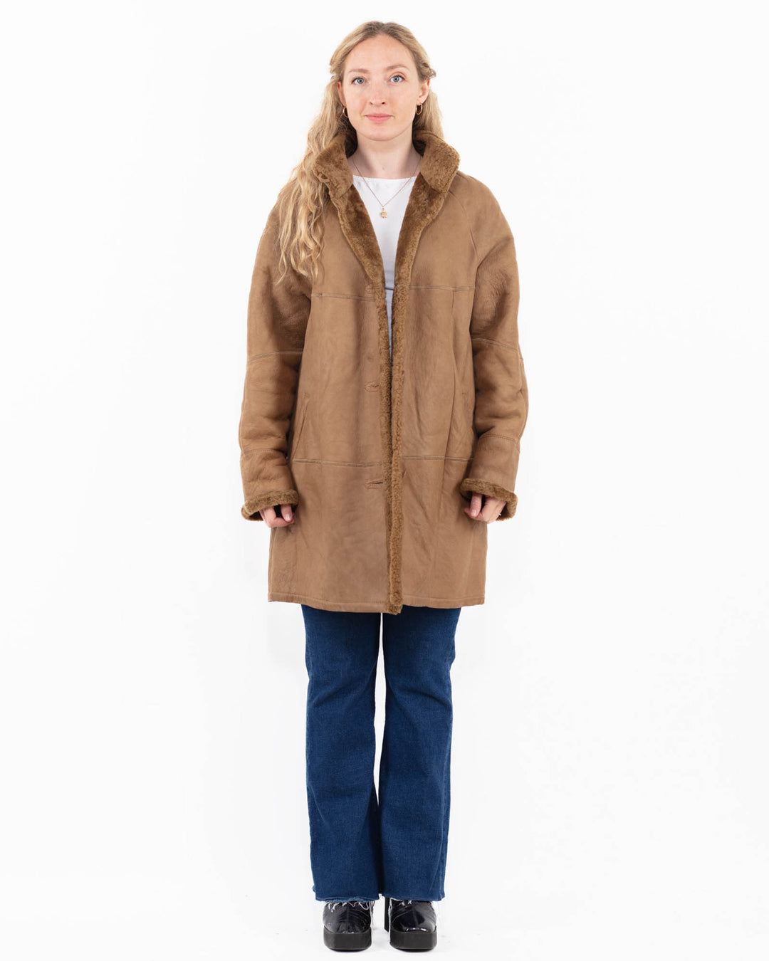 Vintage 90's Women Sheepskin Coat in BeigeA0019