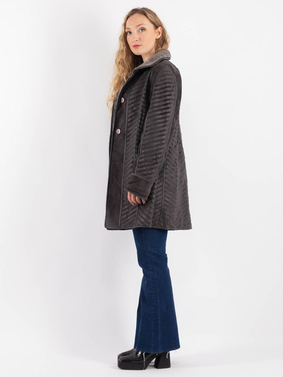 Vintage 90's Women Sheepskin Coat in GrayV9172