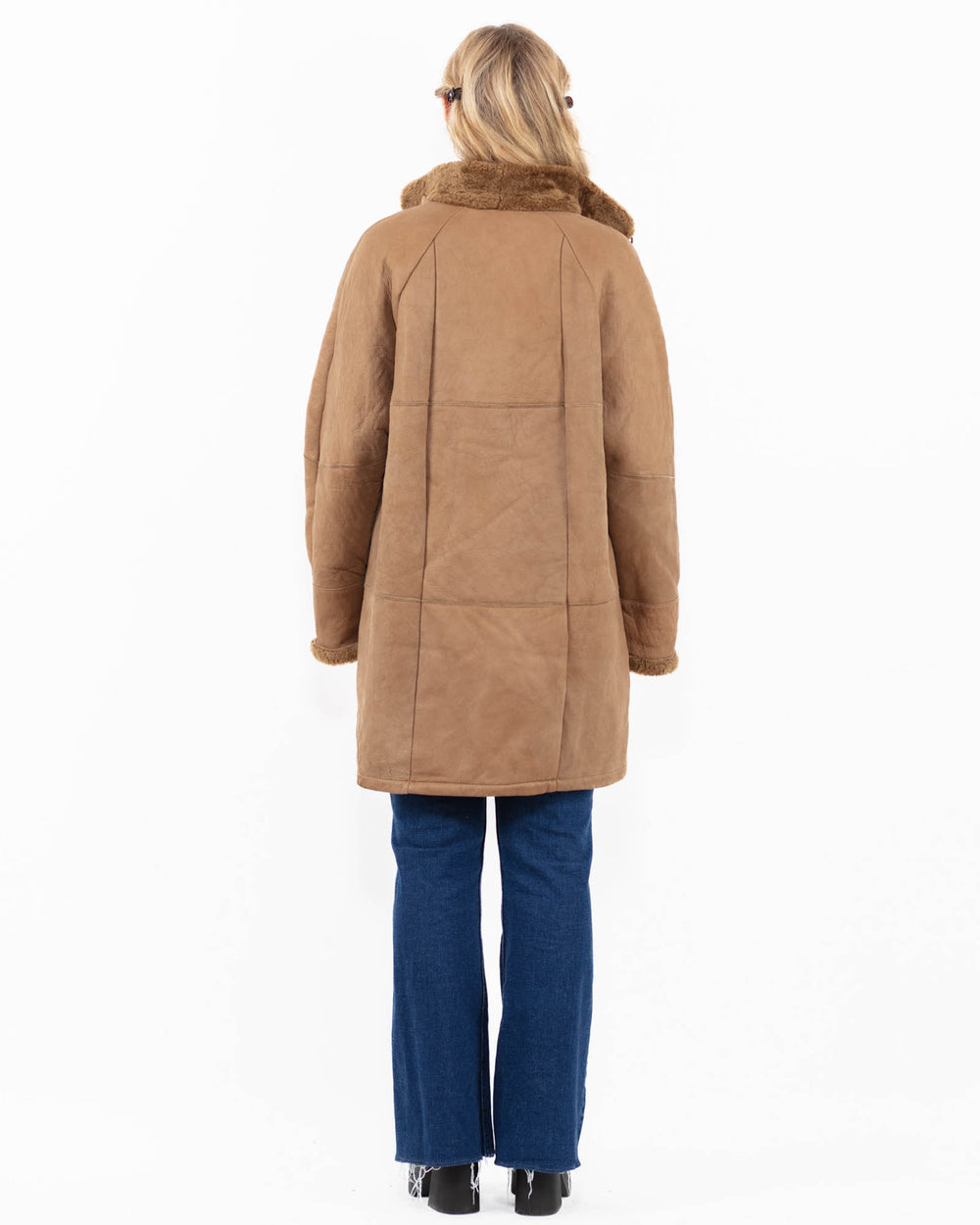 Vintage 90's Women Sheepskin Coat in BeigeA0019