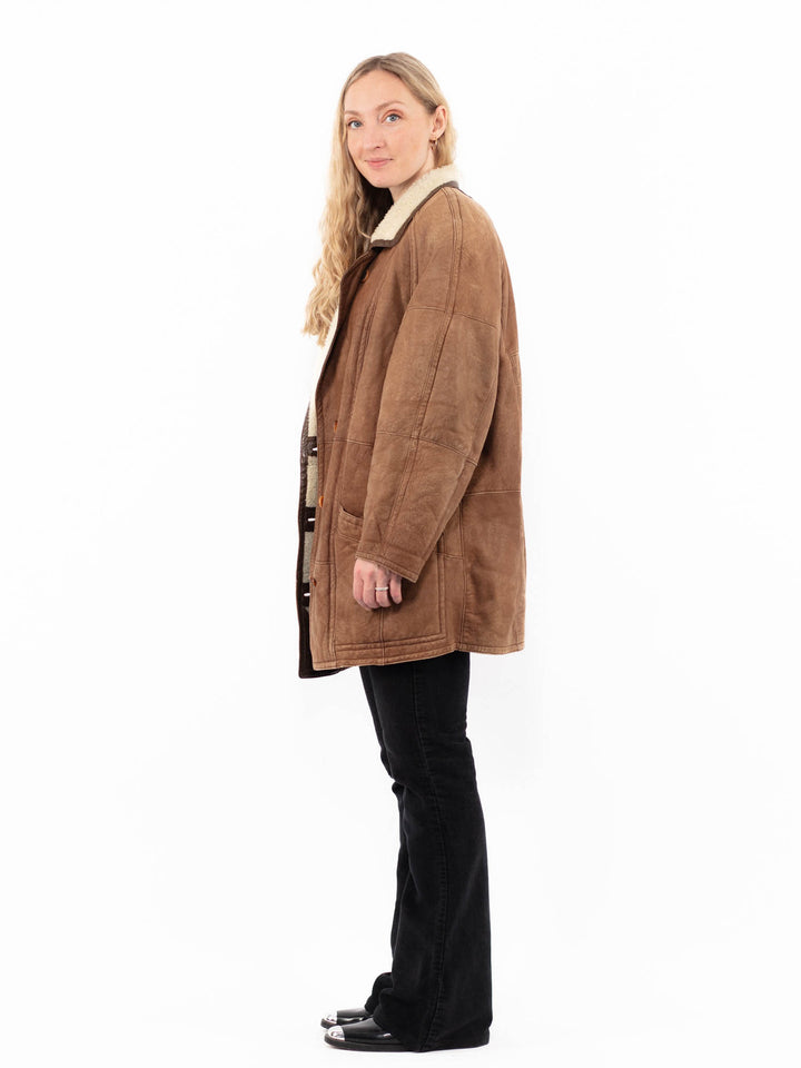 Vintage 90's Women Sheepskin Coat in BrownA0946