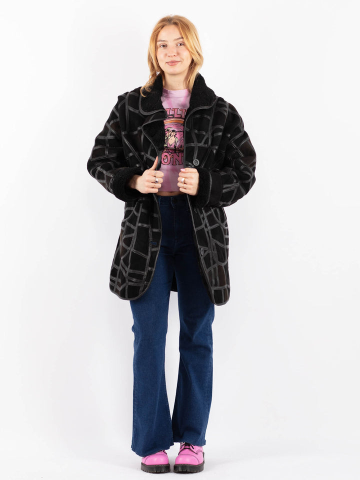 Vintage 90's Women Sheepskin Coat in BlackV9579