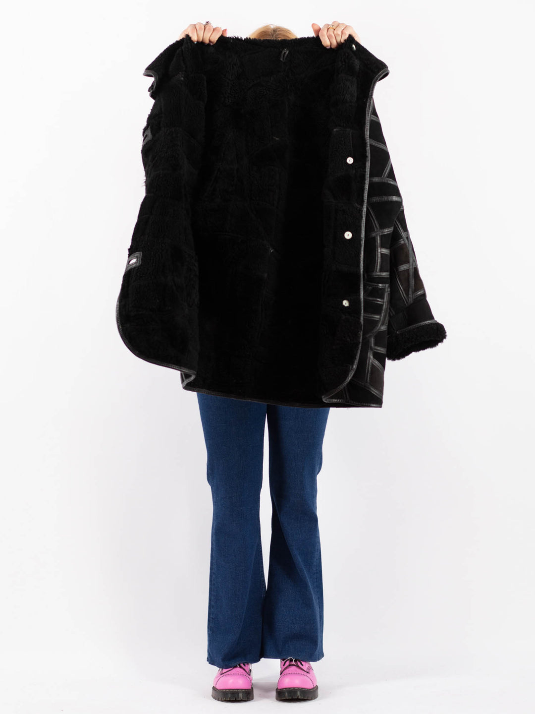 Vintage 90's Women Sheepskin Coat in BlackV9579