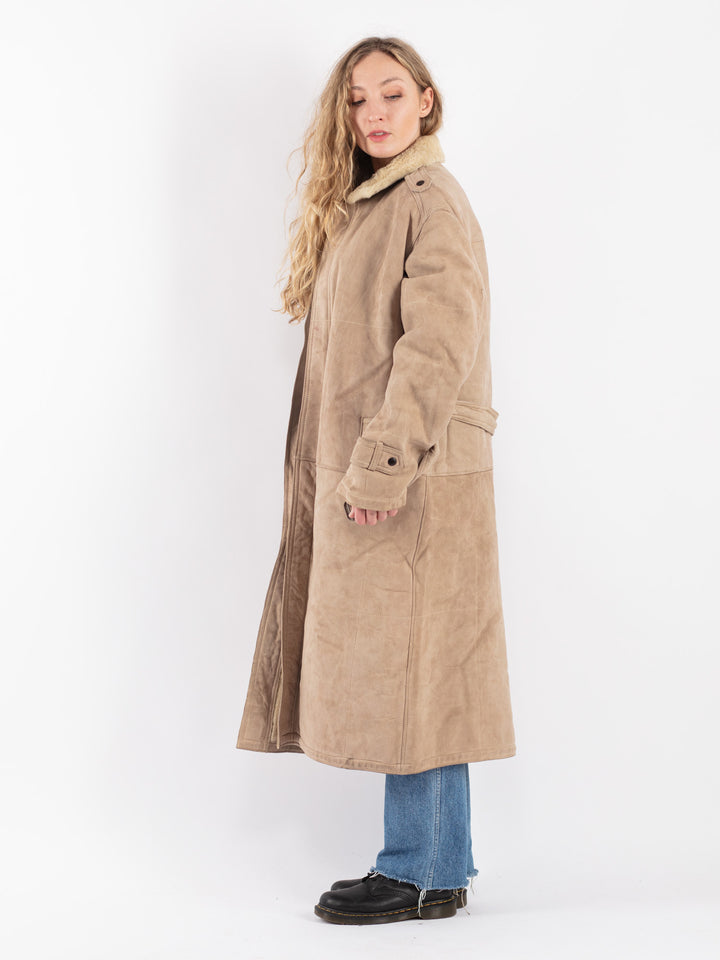 Vintage 90's Women Sheepskin Coat in Beige