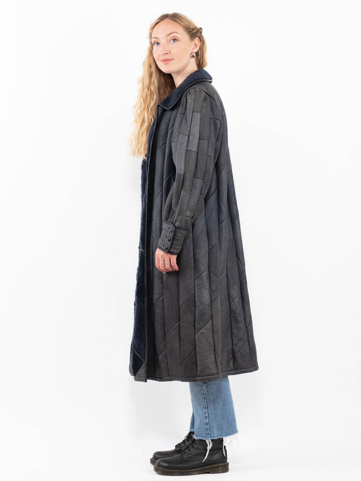 Vintage 90's Women Sheepskin Coat in GrayA0323