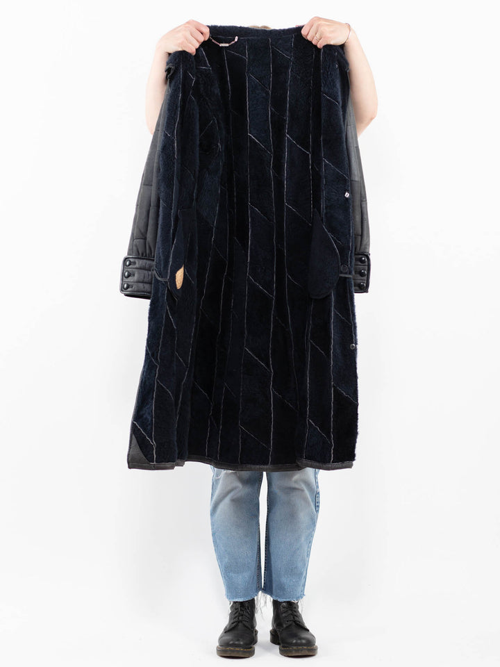 Vintage 90's Women Sheepskin Coat in GrayA0323