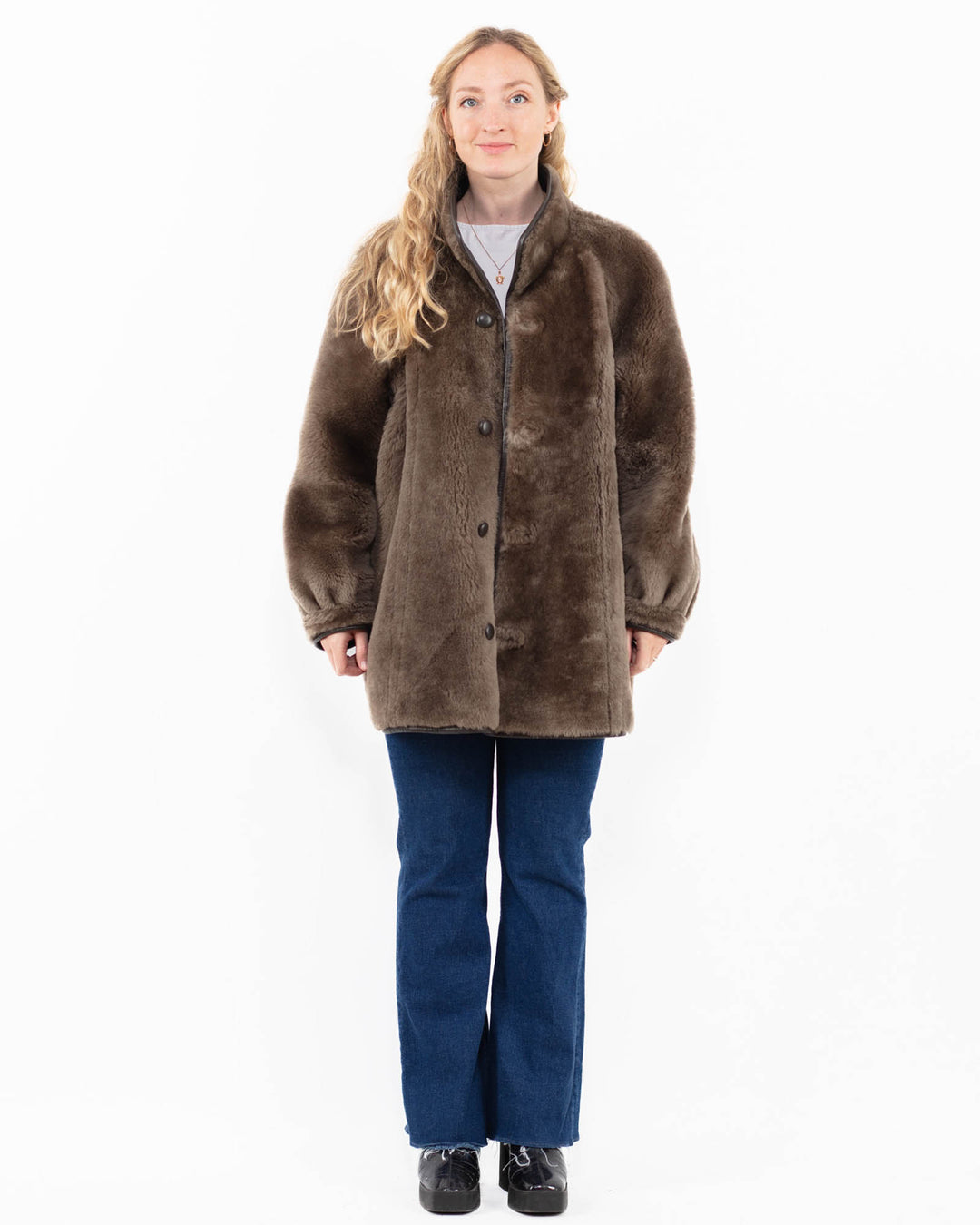 Vintage 90's Women Sheepskin in BrownA0023