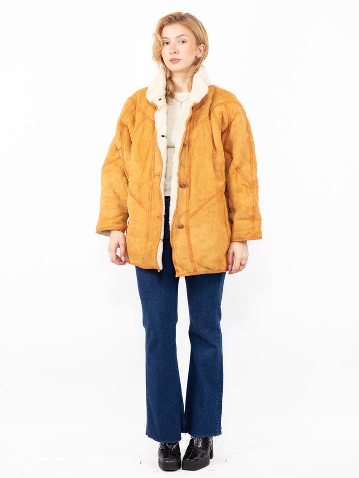 Vintage 80's Women Sheepskin Coat in Brown