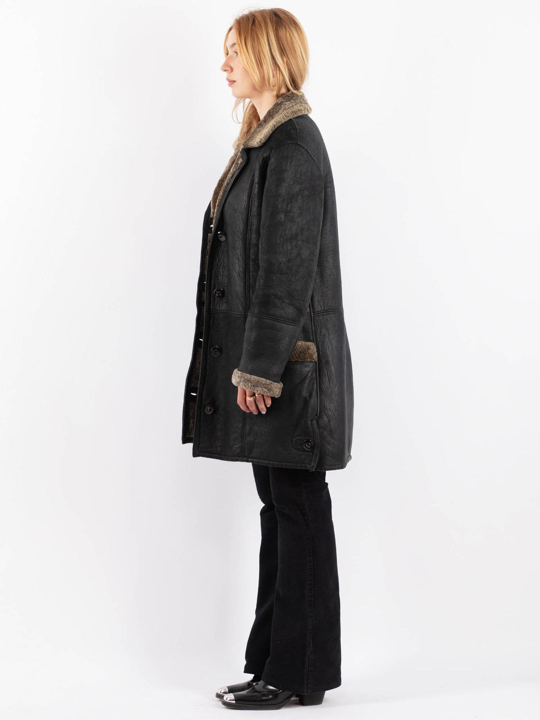 Vintage 90's Women Sheepskin in BlackV9684